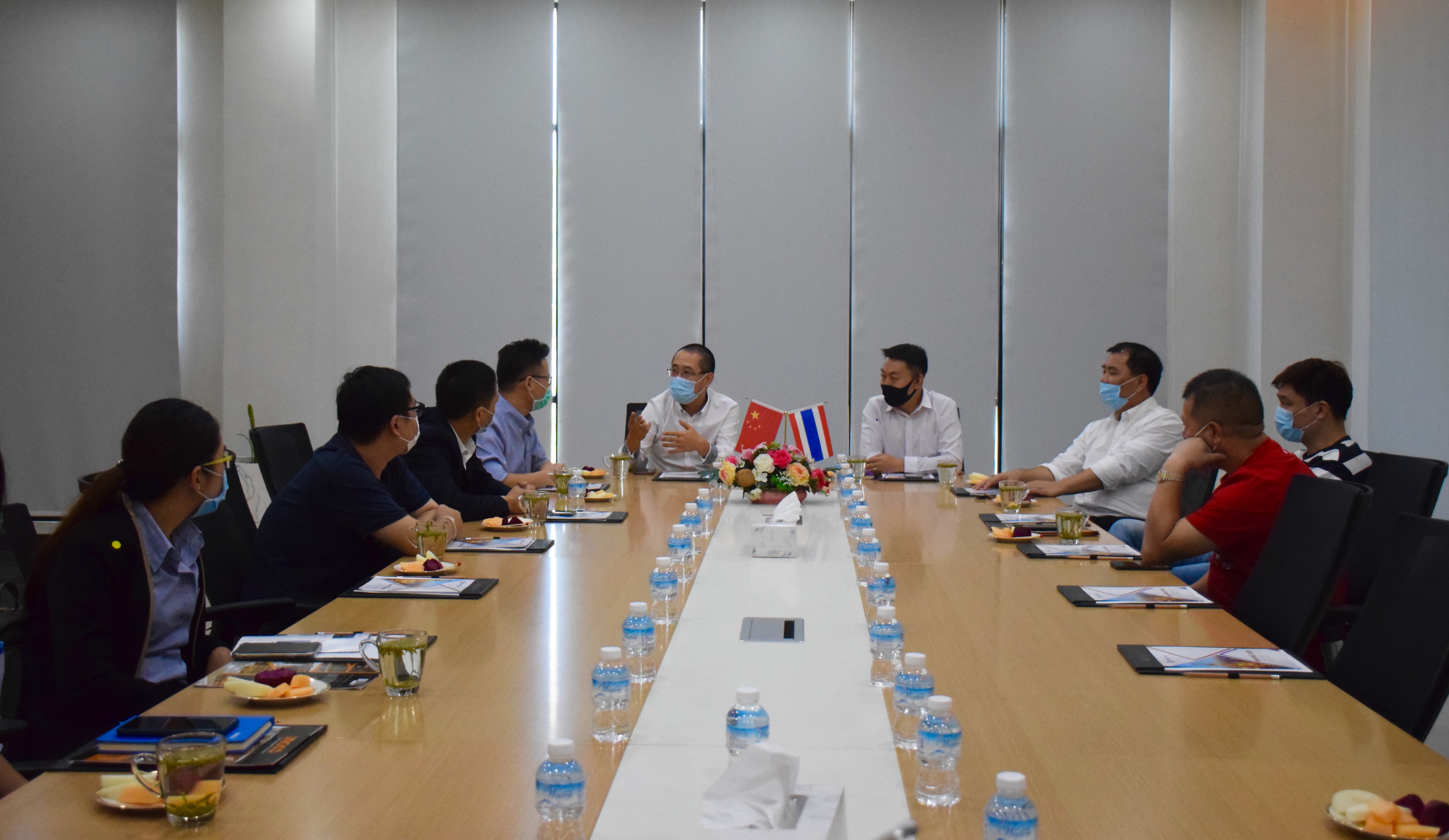 泰国温州商会代表团拜访泰中罗勇工业园