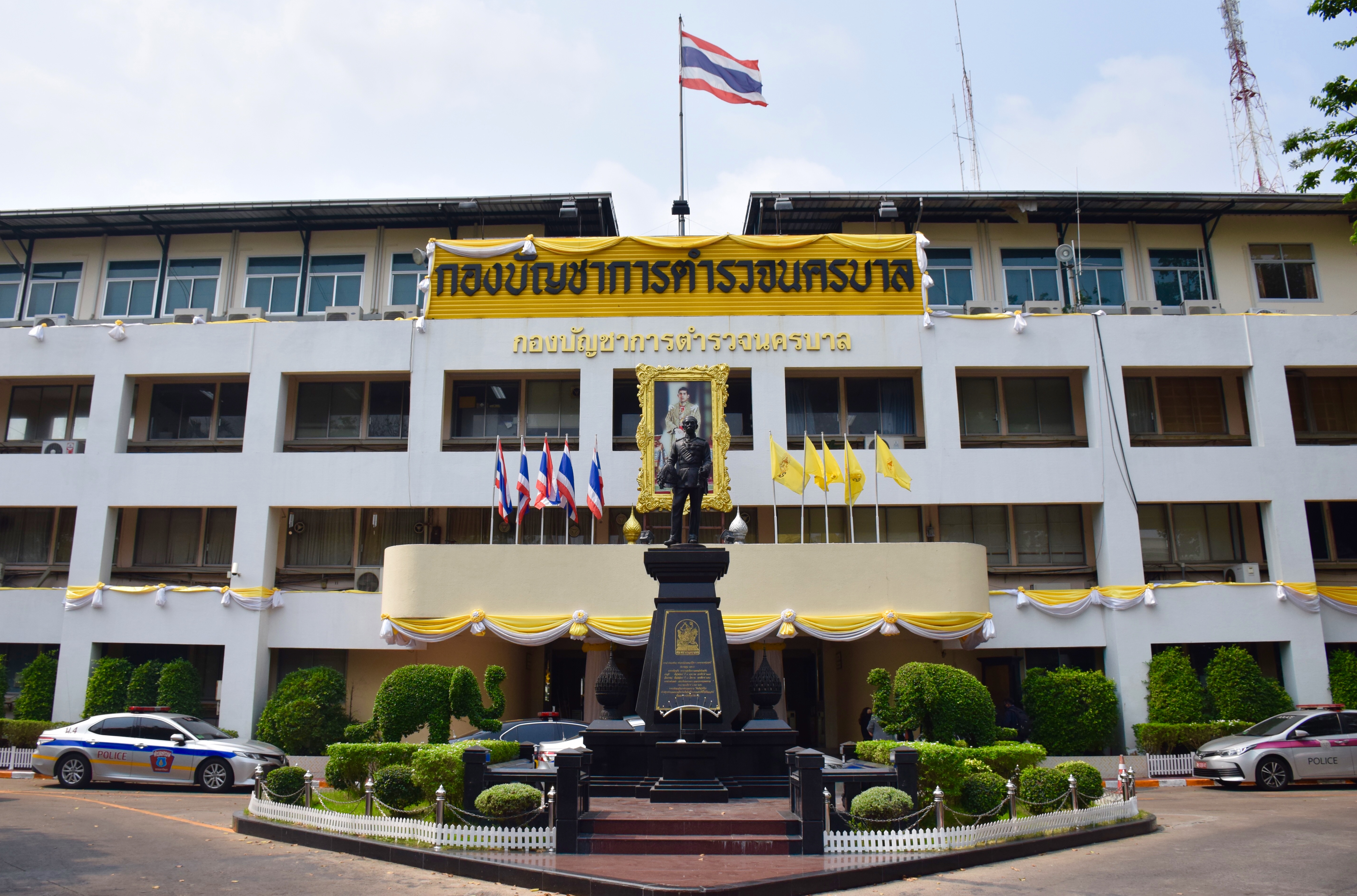 “中泰一家亲”泰国温州商会向泰国都市警察总局捐赠防疫物资