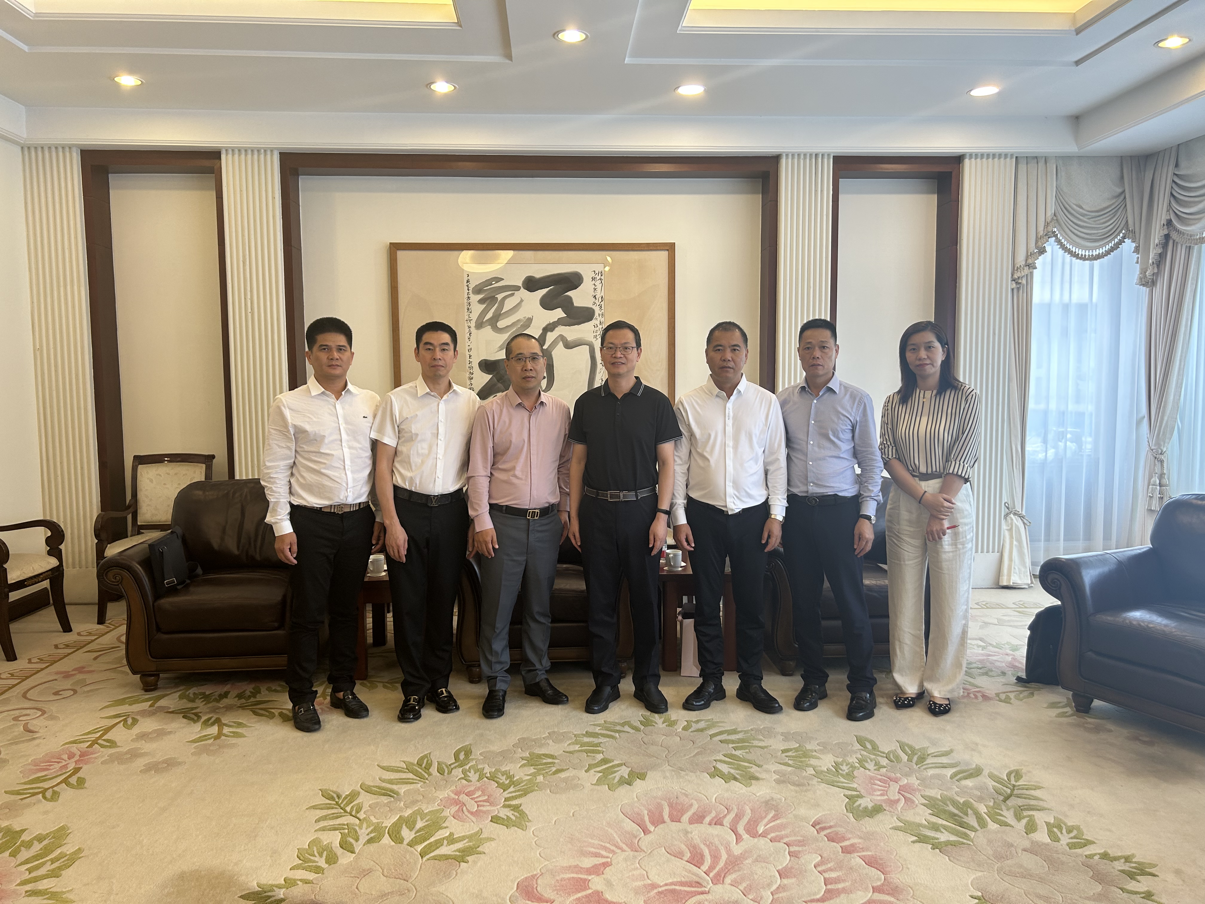 泰国温州商会拜访浙江省人民对外友好协会